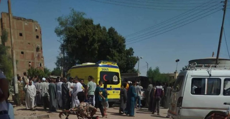 القبض على قاتل مزارع وابنه بعدة طلقات نارية أثناء عودتهم من عزاء بالطريق العام بدشنا قنا
