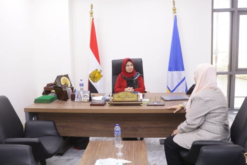نائب محافظ دمياط استقبلت رئيس المجلس الاقتصادي لسيدات الأعمال لمناقشة أفكار جديدة لدعم المجتمع