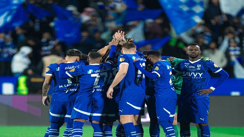الهلال السعودي يشكو نجمه السابق في الفيفا