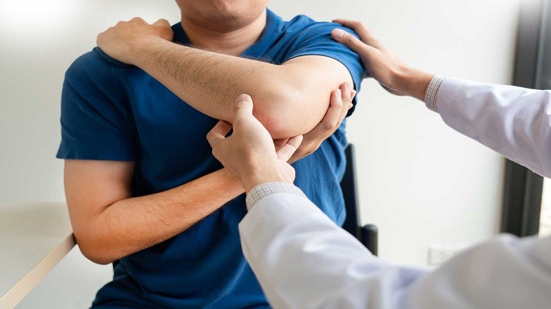 العلاج الطبيعي تحذر من تصوير المرضى أثناء جلسات العلاج