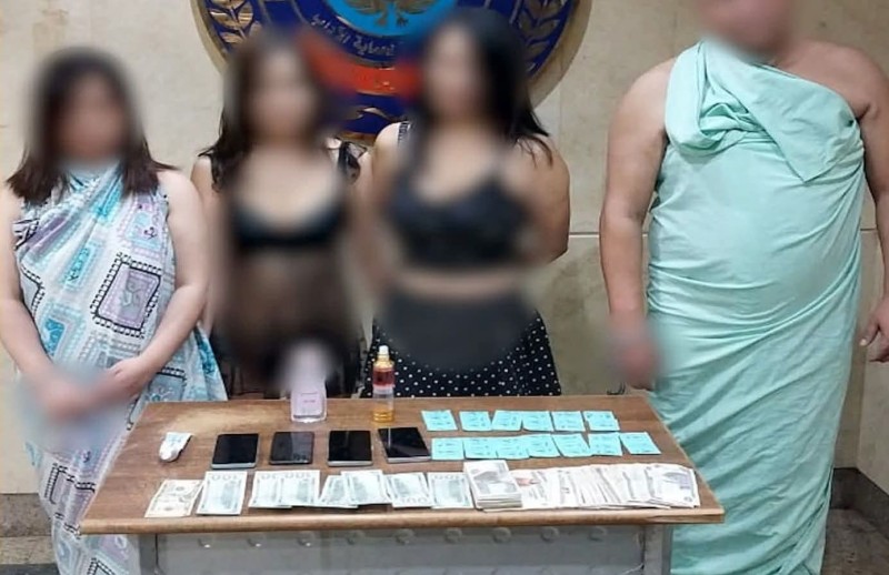 ضبط سيدة أجنبية تدير مسكنها بالمعادي لممارسة الأعمال المـ.نافية للآداب .. ملفوفة بالملاية