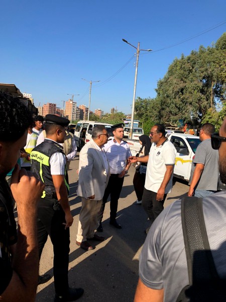 محافظ الدقهلية في جولة مفاجئة بموقف سيارات جديلة بالمنصورة
