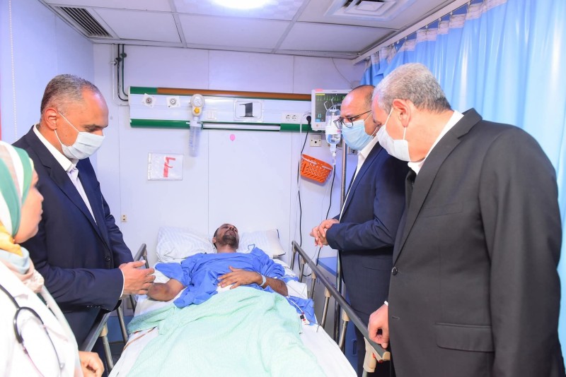 وزير العمل ومحافظ الغربية زارا المصابين ضحايا حادث حريق مصنع بالمحلة الكبرى ويُقدمان العزاء لأسر المتوفين