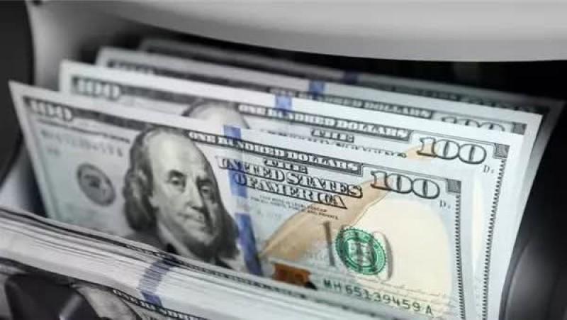 أسعار الدولار في البنوك اليوم الإثنين