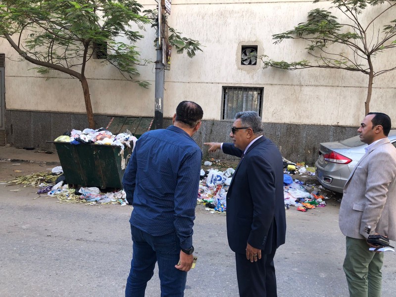 محافظ في جولته الصباحية بشوارع المنصورة للوقوف على مستوى الخدمات وتلبية مطالب المواطنين