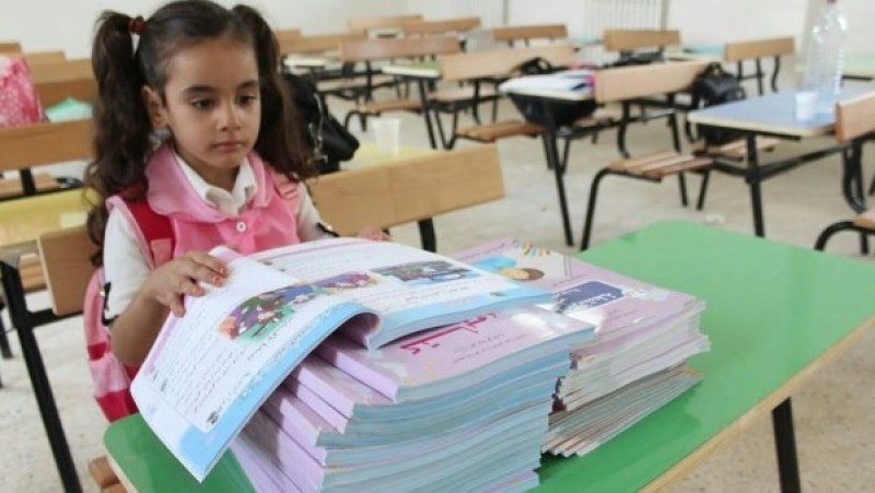 استمرار أزمة تأخر تسليم الكتب ببعض المدارس ومطالب بتدخل التعليم