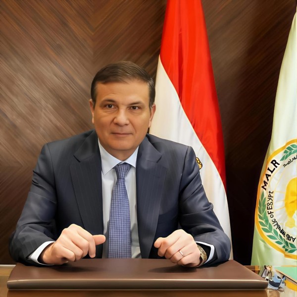 وزير الزراعة: لجان للمرور على الجمعيات الزراعية ومتابعة توفير الأسمدة ومستلزمات الإنتاح