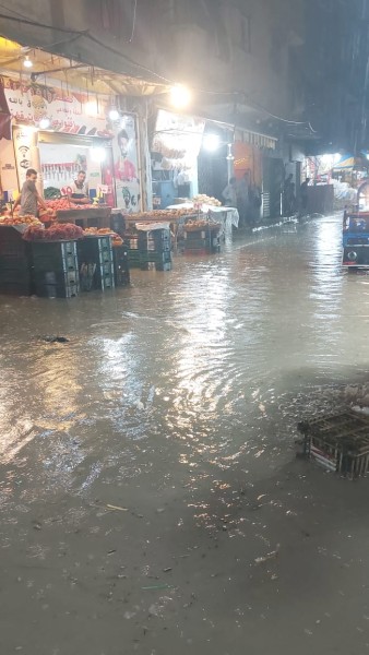 انتشار سيارات الصرف الصحي لكسح مياه الأمطار بالإسكندرية ” صور ”