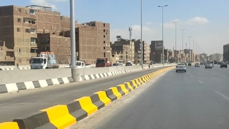النقل تبدأ عزل حارة الأتوبيس الترددي على الطريق الدائري