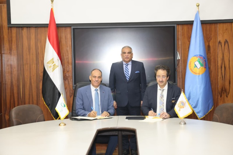 القومية للبريد وجامعة طنطا يوقعان بروتوكول تعاون لتقديم الخدمات البريدية والمالية داخل الجامعة