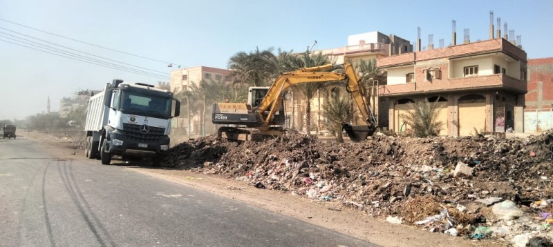 المحافظ: رفع 1000 طن مخلفات بلدية ونواتج تطهير بميت غمر