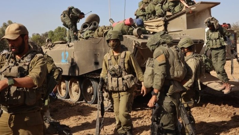 إصابة طفل بقنبلة صوتية في رأسه أطلقها عليه جنود الاحتلال بالضفة إصابة طفل بقنبلة صوتية في رأسه أطلقها عليه جنود الاحتلال بالضفة