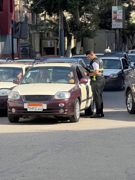 المحافظ يوجه حملات مرورية مكثفة في المنصورة لضبط التاكسي المخالف وتشغيل العدّاد... المحافظ يوجه حملات مرورية مكثفة في المنصورة لضبط التاكسي المخالف وتشغيل العدّاد إلزامي