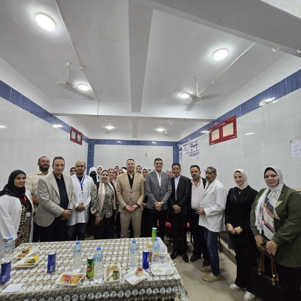 وكيل وزارة الصحة بالبحيرة يعلن عن إنشاء عيادة عزل جديدة بمركز تدريب... وكيل وزارة الصحة بالبحيرة يعلن عن إنشاء عيادة عزل جديدة بمركز تدريب أطباء الأسنان