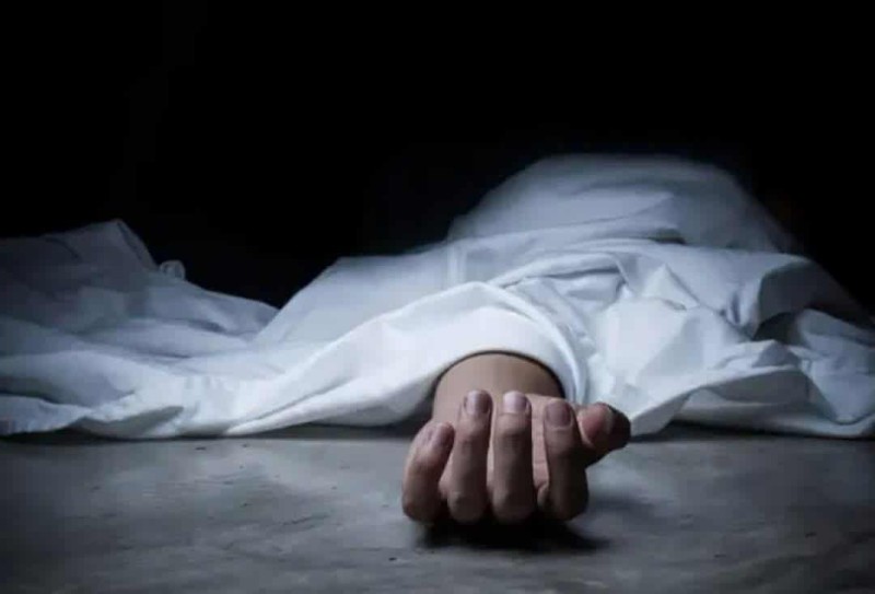 الأقصر: مسن يلقي مصــرعه تحت عجلات القطار بقرية الدير اسنا الأقصر: مسن يلقي مصــرعه تحت عجلات القطار بقرية الدير اسنا