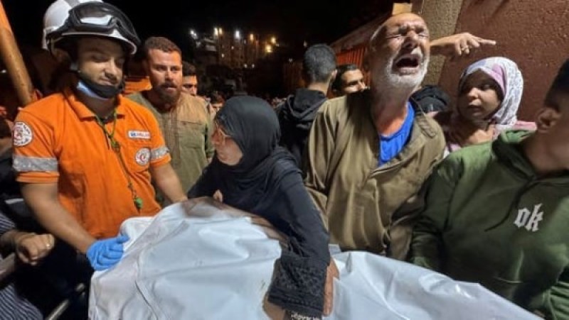 ارتفاع عدد شهداء غزة إلى 104 شهداء بينهم 46 طفلا و253 مصابا ارتفاع عدد شهداء غزة إلى 104 شهداء بينهم 46 طفلا و253 مصابا