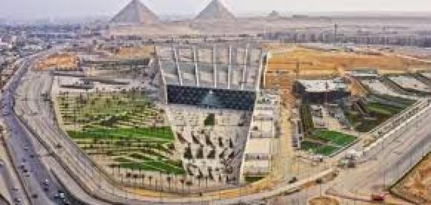 لا صحة لإغلاق الطرق في القاهرة: شائعات قبل افتتاح المتحف المصري الكبير