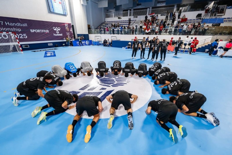 محافظ الدقهلية هنأ منتخب مصر لكرة اليد لبلوغه نهائي كأس العالم تحت... محافظ الدقهلية هنأ منتخب مصر لكرة اليد لبلوغه نهائي كأس العالم تحت ١٧ سنة