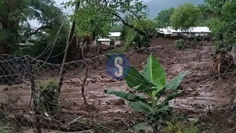 مصرع 13 شخصا في انهيارات أرضية بكينيا