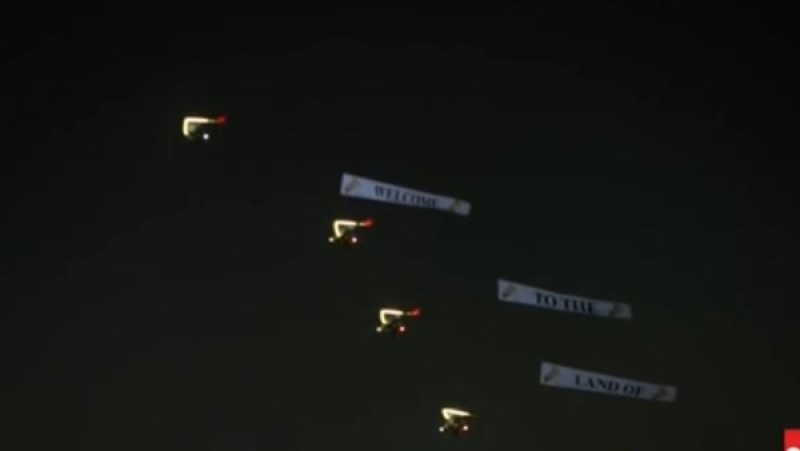 أهلا بكم فى أرض السلام.. سماء المتحف المصرى الكبير ترحب بالضيوف