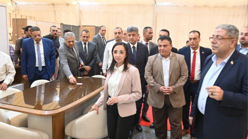 تخفيضات تصل إلى 40% في معرض أوكازيون دمياط للأثاث والديكور بالبحيرة