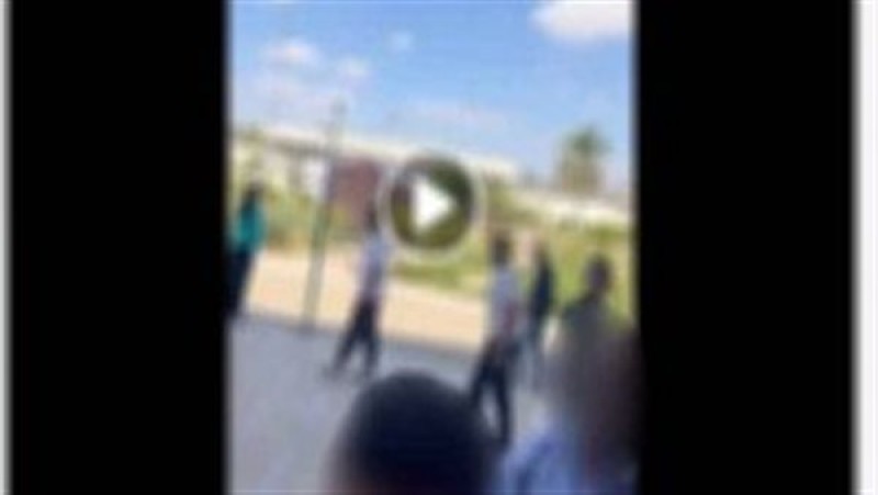 موظف معهد تعليمي يضرب طالبًا في الشرقية لاعتقاده أنه يصور بيانات الطلاب