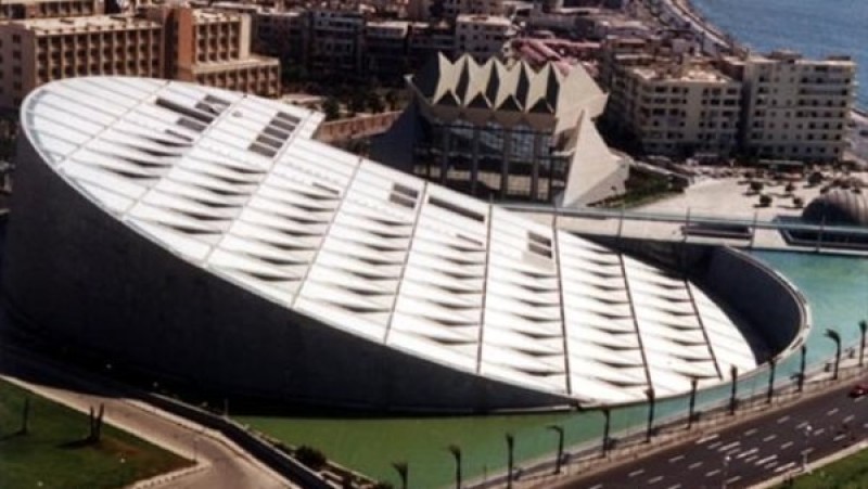 مكتبة الإسكندرية تقدم خدمة تعليم اللغة الهيروغليفية مجانا في مركز الخطوط