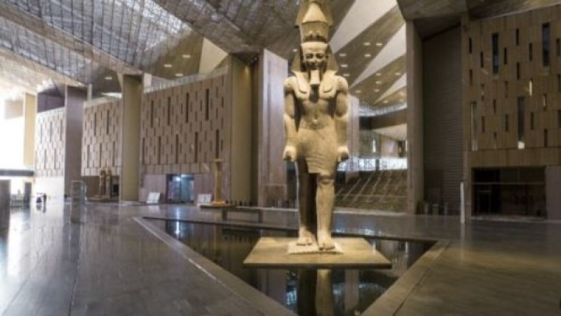 إزاي أروح المتحف المصري الكبير بالمترو؟