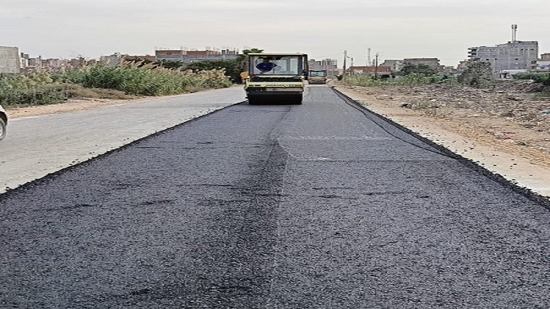 بتكلفة 55 مليون جنيه.. تنفيذ أعمال رصف طريق الخيري بسطرة بدمنهور بطول 7 كم