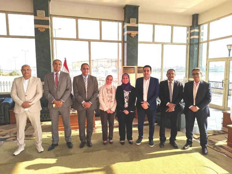 وزارة البيئة تنظم جلسة حوارية حول ”التنمية الحضرية والسياحية في ظل التغيرات المناخية”