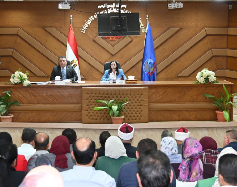 رفع درجة الاستعداد القصوى لمواجهة موسم الشتاء والتصدي الحاسم للتعديات على الأراضي الزراعية وأملاك الدولة بالبحيرة