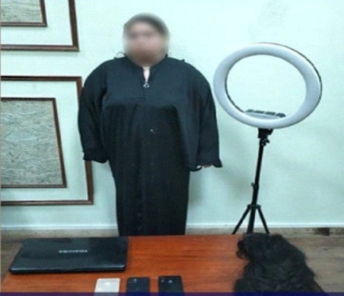 شرطة الإسكندرية توقف صانعة محتوى عن نشر فيديوهات خادشة للحياء على السوشيال ميديا