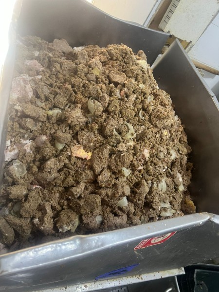 ضبط ٣طن وثلث من مفروم اللحوم والدواجن غير الصالحة للاستهلاك بالمطرية دقهلية