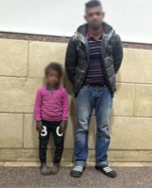 تفاصيل تضرر طفلة من قيام والدها بالتعـدى عليها بالضــرب المبرح لاجبارها علي التسول بالإسماعيلية