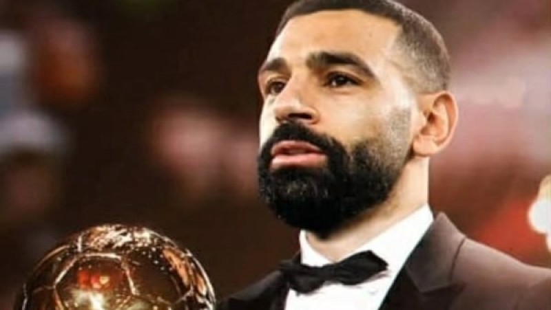 محمد صلاح خلال لقائه مع مجدي يعقوب يكشف عن مثله الأعلى في الكرة