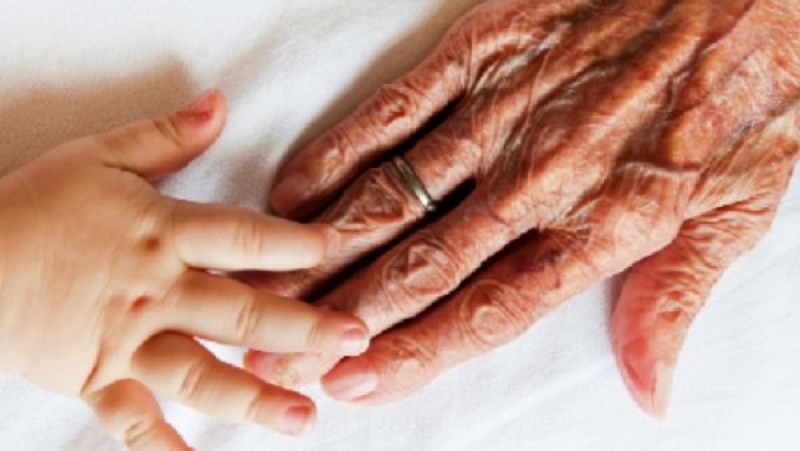 دواء جديد يستهدف خلايا الزومبى ويفتح آفاقًا واسعة لإطالة العمر