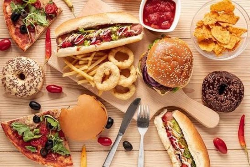 تُضعف القلب.. 9 أطعمة ممنوعة قبل النوم