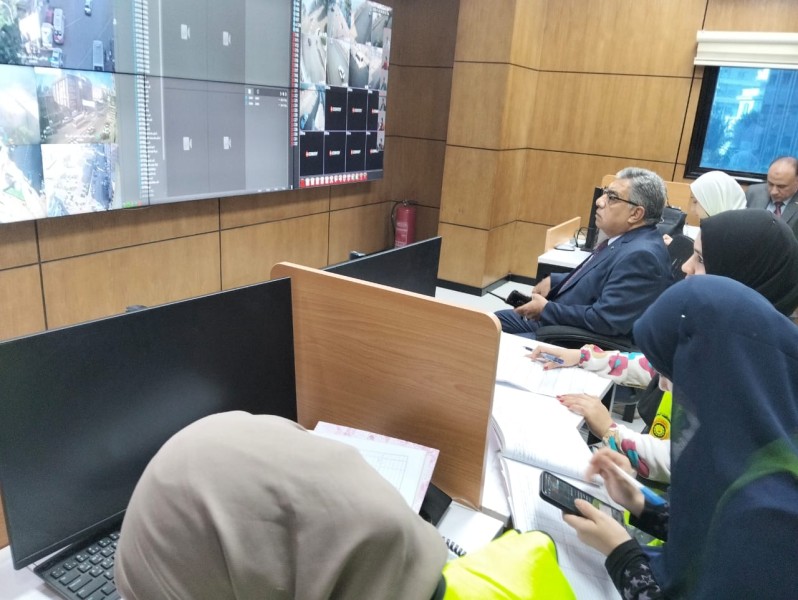 محافظ الدقهلية يتفقد الشبكة الوطنية للطوارئ لمتابعة معدلات الاستجابة لشكاوى المواطنين وسرعة التعامل معها