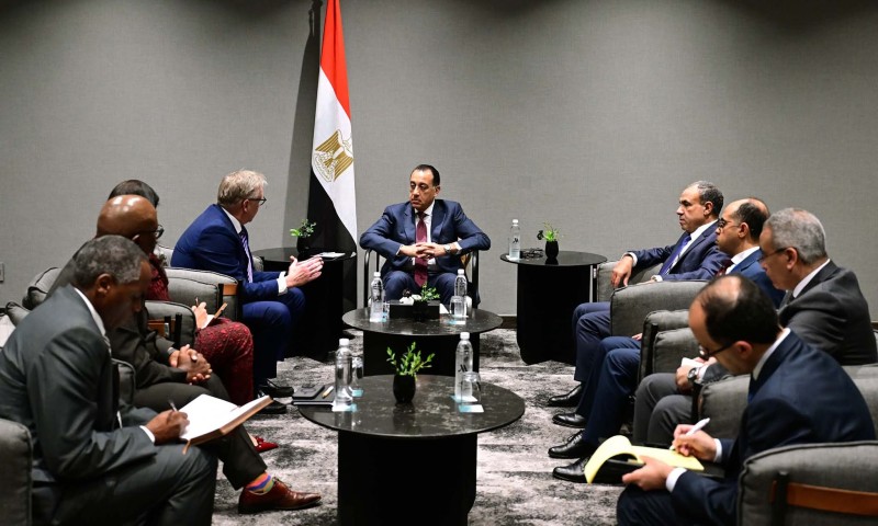 تفاصيل لقاء رئيس الوزراء المصري بمسئولي الشركة المستثمرة في منجم السكري للذهب