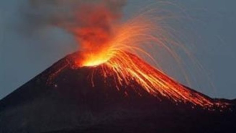 أستاذ علوم الأرض يكشف تفاصيل مهمة بشأن بركان إثيوبيا