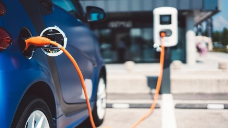 إرشادات مهمة للحفاظ على النظام الكهربائي بالسيارات؟