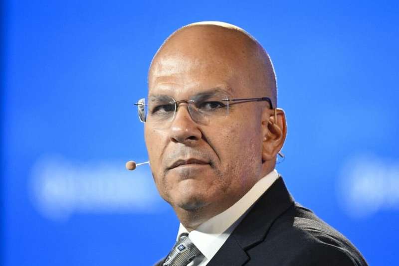 السفير كريم حجاج يتسلم مهام عمله مديرا لمعهد ستوكهولم الدولي لأبحاث السلام.