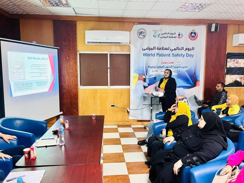 وكيل وزارة الصحة بدمياط يبحث محاور العمل المقبلة مع مديري المستشفيات والإدارات الفنية