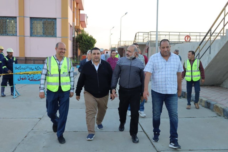 رئيس مياه البحيرة يتفقد محطة معالجة صرف صحي إيتاي البارود