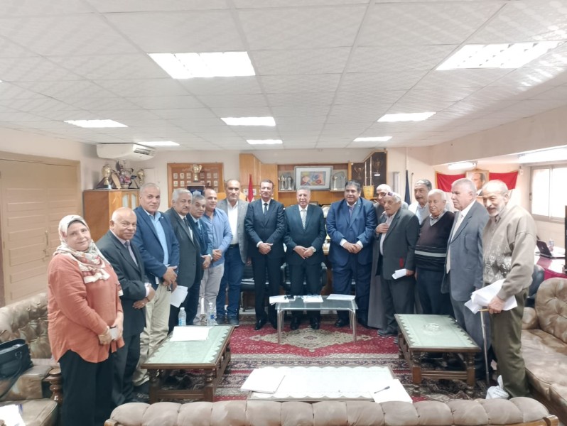 وكيل تعليم البحيرة يدعو إلى تفعيل دور مجالس الأمناء والآباء بمدارس المحافظة