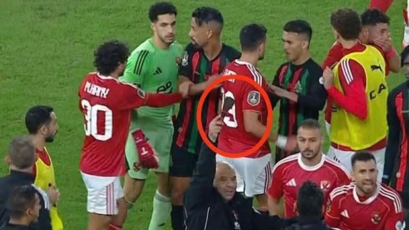 صورة سيئة.. منصة فرنسية تهاجم لاعبي وجماهير الجيش الملكي بعد مواجهة الأهلي