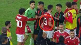 صورة سيئة.. منصة فرنسية تهاجم لاعبي وجماهير الجيش الملكي بعد مواجهة الأهلي