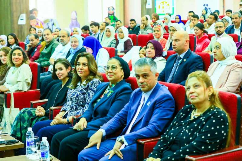 د. منال عوض تطلق النسخة الثالثة من برنامج قادة المناخ