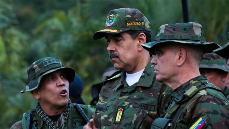 الحكومة الفنزويلية أعلنت أنها لن تقبل أوامر أو تهديدات أجنبية وستواصل ممارسة سيادتها الكاملة على مجالها الجوي