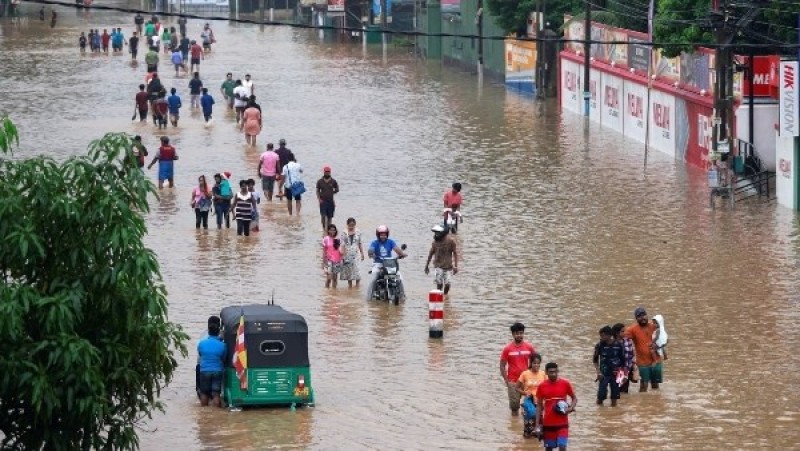 فيضانات مدمرة في سريلانكا تحصد 200 قتيل وتدفع السلطات لإعلان حالة الطوارئ